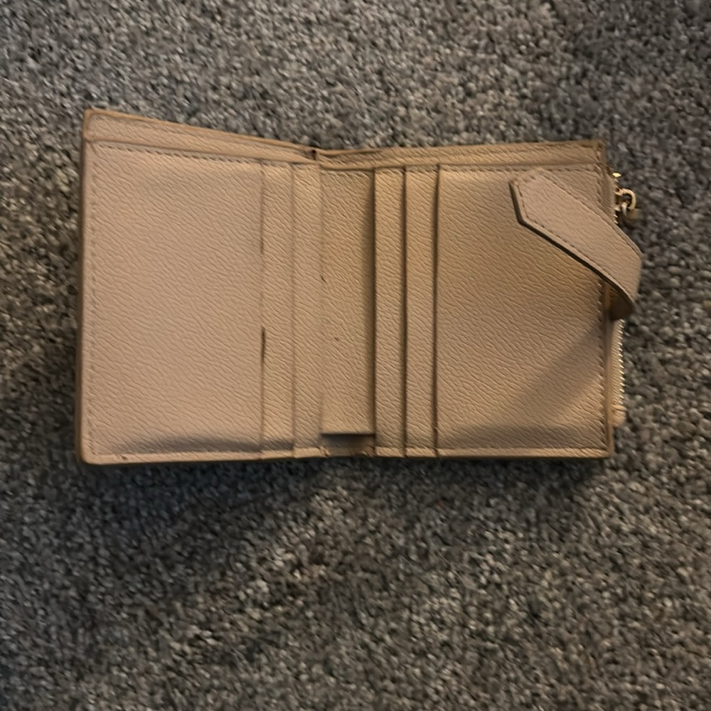 Anne Klein wallet - Picture 2 of 5